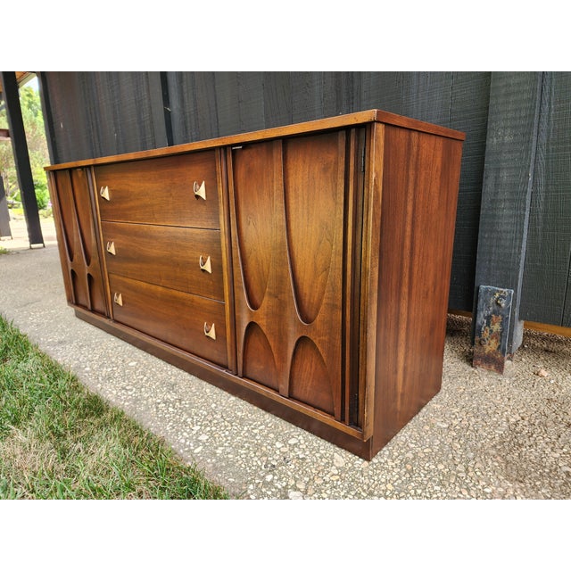 Mid-Century Modern Broyhill Brasilia Mid Century Modern Walnut Triple Dresser Credenza | Sculptural Doors | Vintage 1960s For Sale - Image 3 of 16