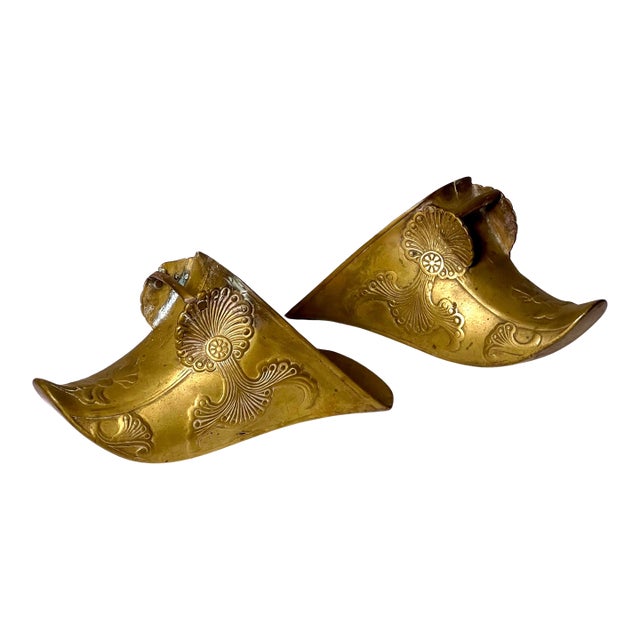 Pair of 19th Century Spanish Colonial Brass Equestrian Slipper Stirrups For Sale