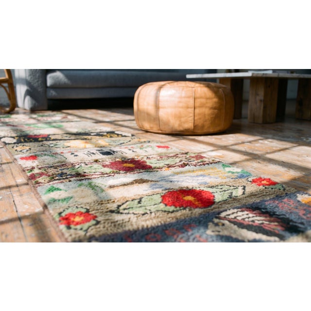 1940s Multicolor Pictorial Floral Folk Art Antique American Hooked Rug 2' 6''x12' 2'' Wool Runner Carpet For Sale - Image 13 of 14