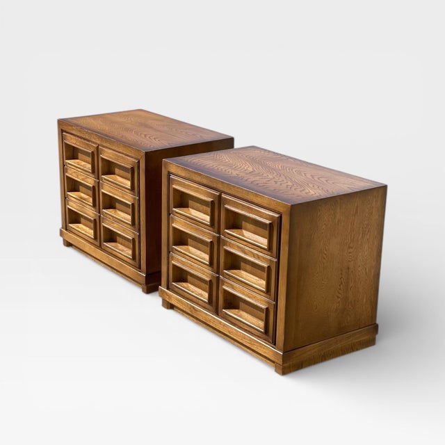 Pair of Mid-Century Modern Oak Nightstands With Paneled Drawer Fronts For Sale - Image 10 of 18