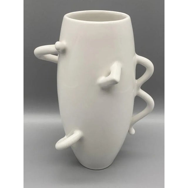 Zanotta White Ceramic Vase Deabaltea by Alessandro Mendini for Zanotta, Italy 1986 For Sale - Image 4 of 8