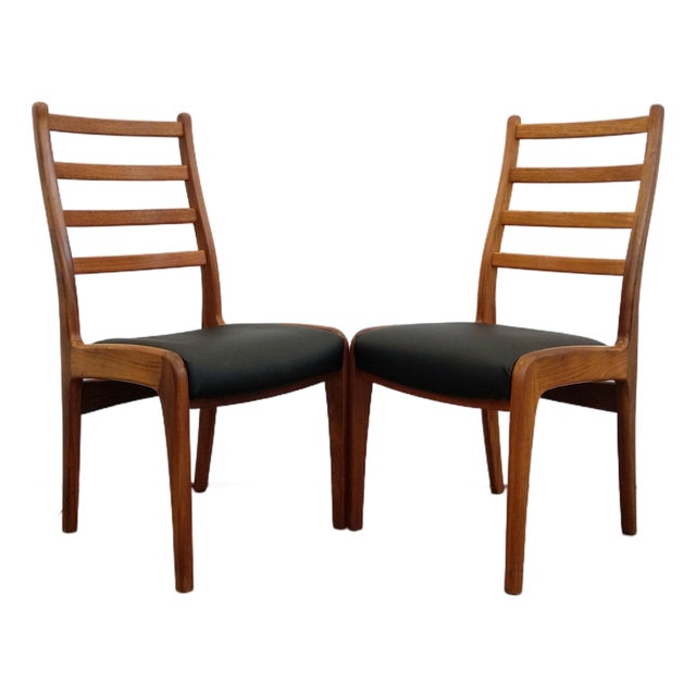 Pair of Vintage Mid Century Modern Dining Chairs by G Plan For Sale