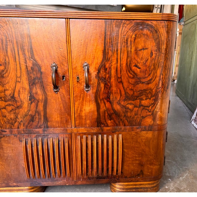 Vintage Italian Art Deco Magdadyne Radio and Cocktail Cabinet, 1930s For Sale - Image 17 of 18