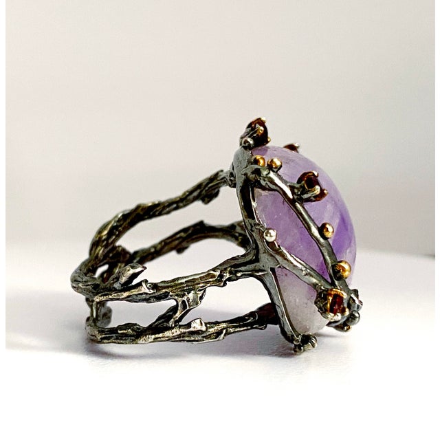 Amethyst Vintage-Inspired Amethyst & Rhodolite Garnet Statement Ring | Sterling Silver Blackened & Gold Vermeil | Organic Branch Design | Size 6.75 For Sale - Image 8 of 11