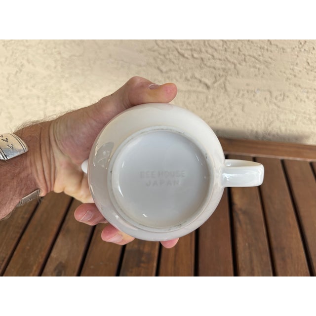 Mid-Century Modern Contemporary Japan Bee House 12oz Round White Teapot With Metal Lid & Infuser For Sale - Image 3 of 5