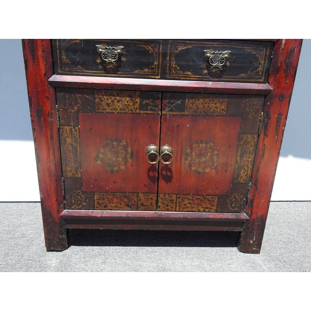 Vintage Hooker Furniture Asian Red Hall Chest ~ Side Table Cabinet For Sale - Image 10 of 17