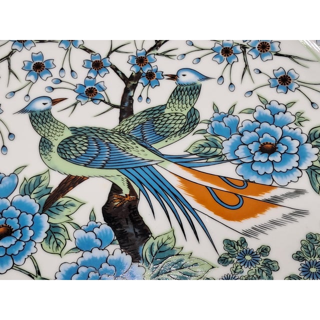 Late 20th Century Vintage Imari Ware Japan 10" Porcelain Plate With Blue and Green Paradise Bird Design and Gold Rim For Sale - Image 5 of 9