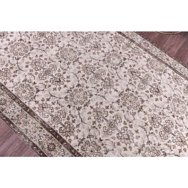 Vintage Turkish Rug, 1960s For Sale - Image 5 of 15