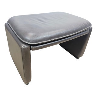 Vintage Swiss Leather Pouf from de Sede, 1970s For Sale