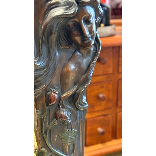 Early 20th Century Early Patinated Bronze Art Nouveau Vase With Maiden & Floral Design by Francesco Flora For Sale - Image 12 of 17