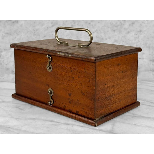 Early 20th Century Antique Traditional Mahogany Double Hinged Storage Box For Sale - Image 5 of 11