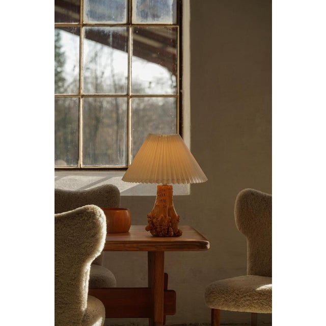 Scandinavian Modern Carved Wooden Table Lamp with Engraved Inscription, 1972 For Sale - Image 10 of 18