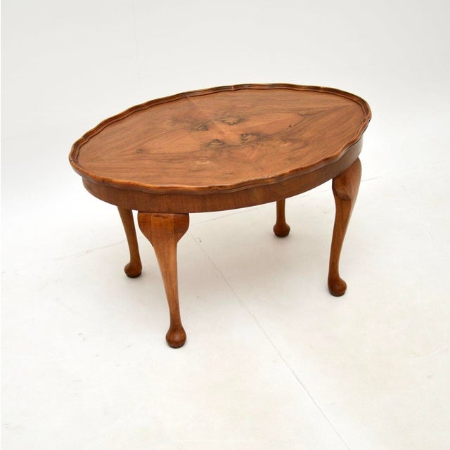 1930s Figured Walnut Pie Crust Coffee Table, 1930s For Sale - Image 5 of 5