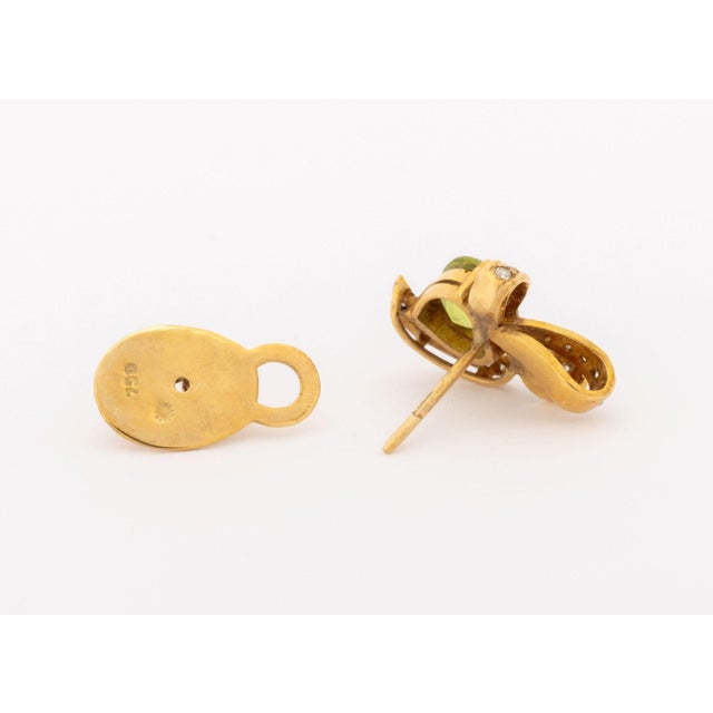Green 18k Rose Gold, Diamond, and Heart-Form Peridot Earrings For Sale - Image 8 of 8