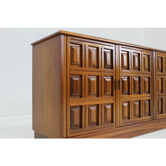 Brutalist Vintage Brutalist Sideboard in Walnut, 1970s For Sale - Image 3 of 10