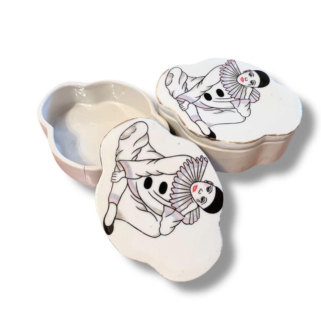 Ceramic Vintage Porcelain Clown Trinket Boxes from Pierrot, Set of 2 For Sale - Image 7 of 10