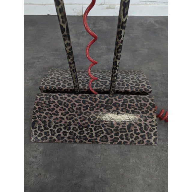 Vintage Italian Floor Lamp, 1980s, in Very Good conditions. Up to 250V (Europe/UK Standard).The wiring of this item may be...