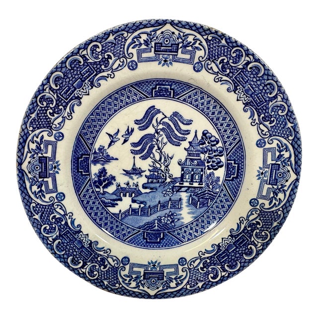 Vintage Blue Old Willow Dessert Plate by English Ironstone Tableware, LTD - Made in Staffordshire, England - Circa 1970 For Sale