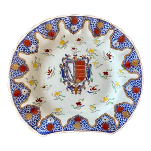 19th Century Chinese Export Armorial Porcelain Dish With Gilt Decoration