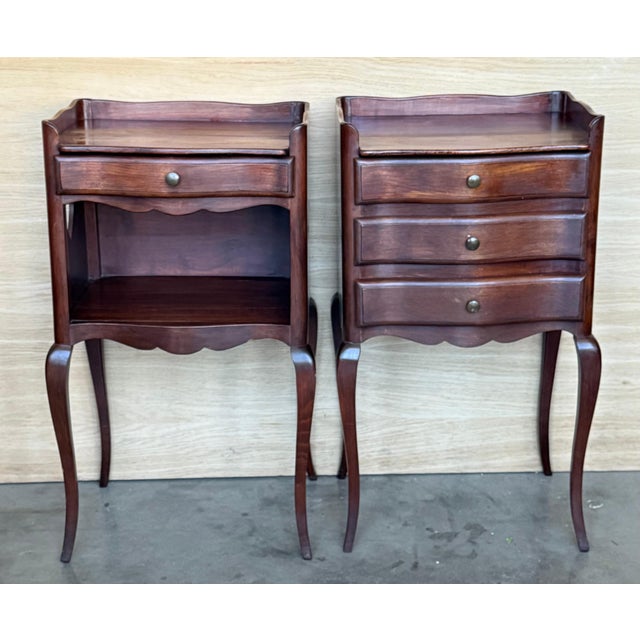 French Late 19th Century French Walnut Pair of Nightstands with Heart Open Shelf / Three Drawers For Sale - Image 3 of 18