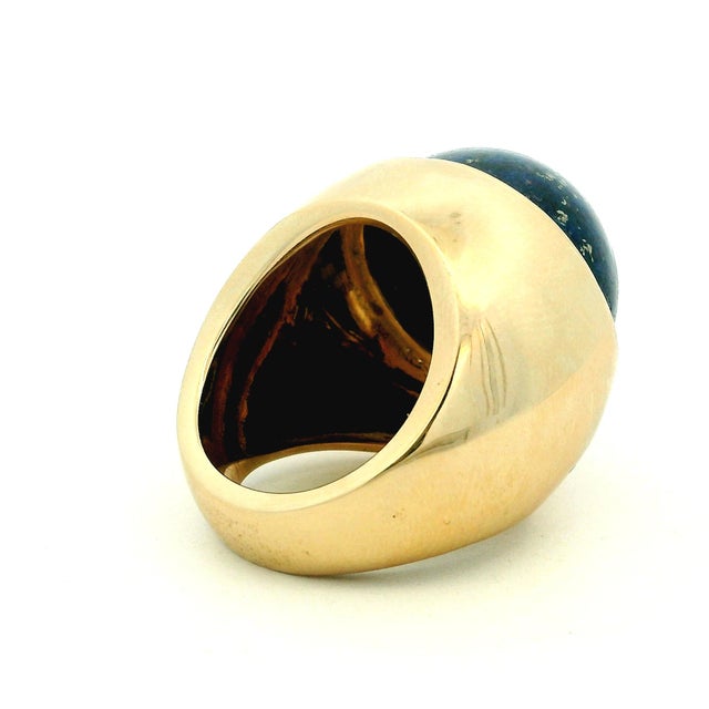 Metal 1970s JWL 14k Gold Lapis Lazuli Modernist Ring, Size 6.75 For Sale - Image 7 of 10