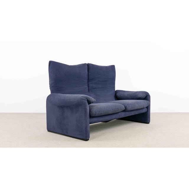 Maralunga 2-Seater Sofa by Vico Magistretti for Cassina, 2000s For Sale - Image 12 of 18