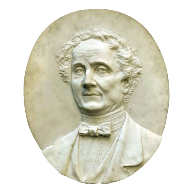 Oval Bas-Relief in with Male Portrait, 1800s, Marble For Sale