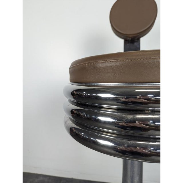 Chrome Bar Stool with Tulip Base and Backrest, 1970s For Sale - Image 4 of 9