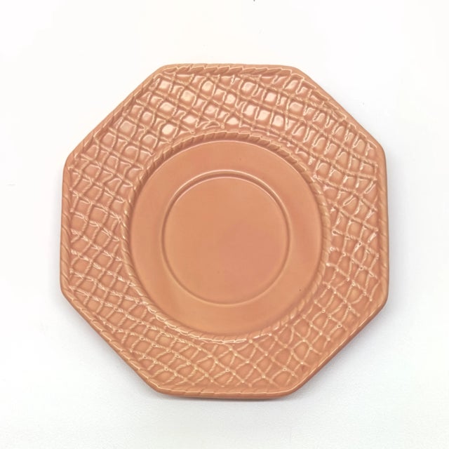 Immaculate Blush Colored Tea Cups & Saucers by Bordallo Pinheiro Portugal - Set of 6 For Sale In Miami - Image 6 of 8