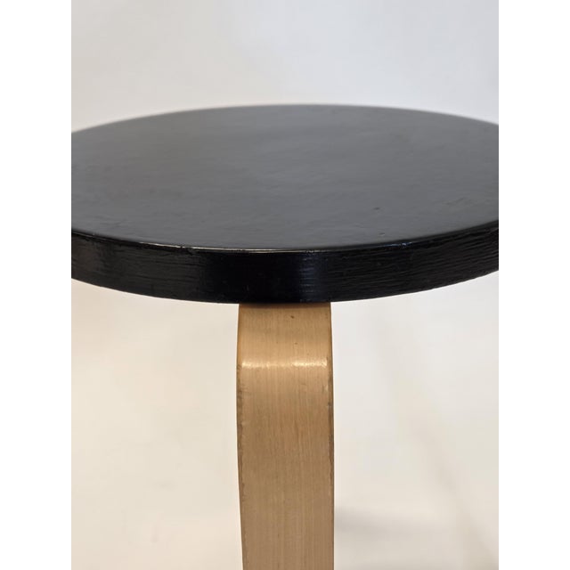 Black E60 Stools by Alvar Aalto for Artek, Finland, 1960s, Set of 2 For Sale - Image 8 of 16
