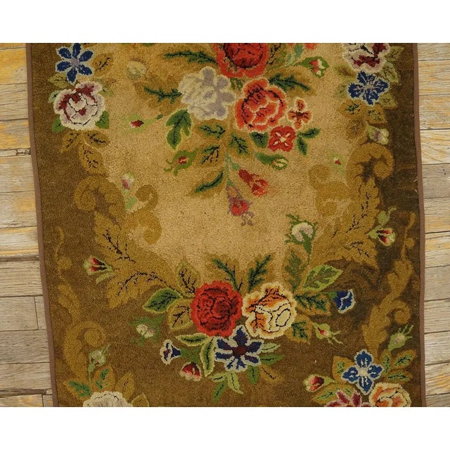 Vintage American Hooked Floral Medallion Wool Brown Earth Tone 1950s Modern Rug For Sale - Image 9 of 12