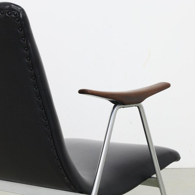 Vintage Lounge Chair in Leatherette and Metal, 1960s For Sale - Image 9 of 10