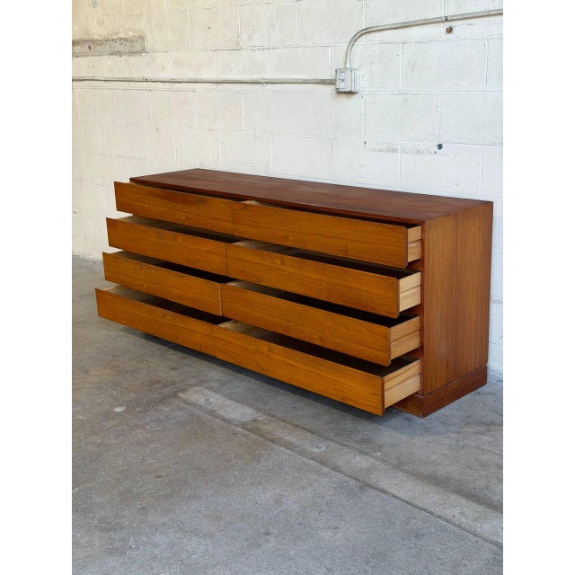 Mid-Century Modern Teak Dresser in Style of Arne Wahl Iversen for Vinde Mobelfabrik Chest of Drawers Mid-Century Modern Denmark 1960s For Sale - Image 3 of 10