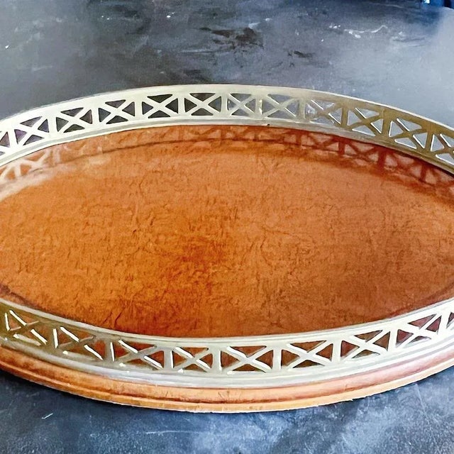 Mid-Century Oval Serving Tray With Embossed Leather and Brass Handle in Georgian Style For Sale - Image 4 of 9