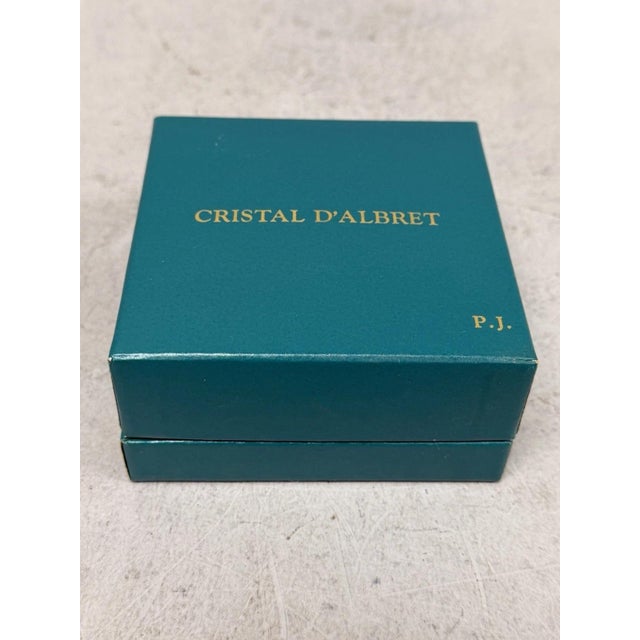 Cristal d'Albret France JFK Jackie Kennedy Sulphide Paperweight Faceted Green For Sale - Image 4 of 17