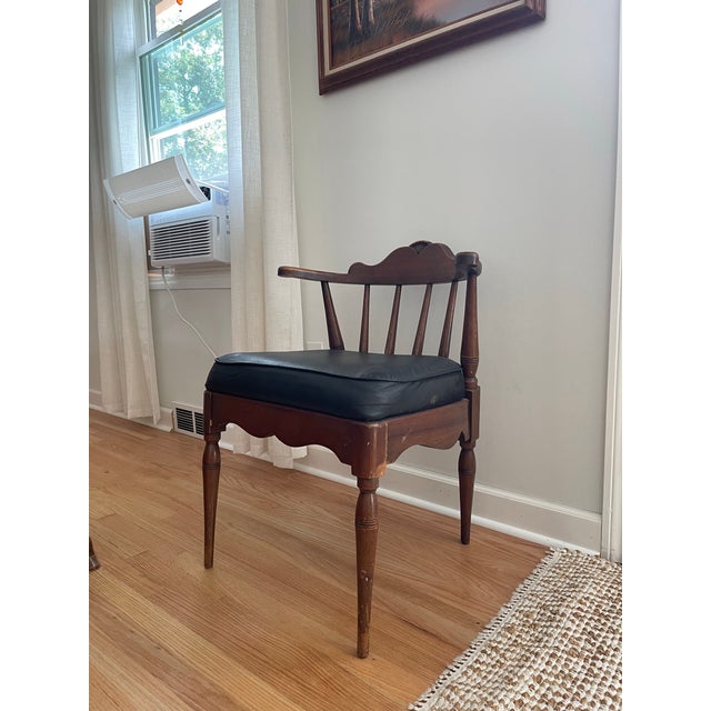 American Vintage John Stuart Colonial Revival Barrel Back Spindle Armchair For Sale - Image 3 of 5