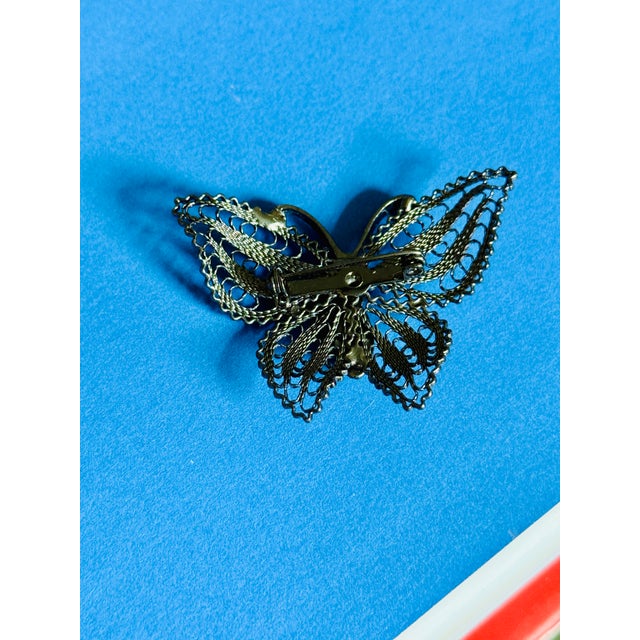 Vintage 1960s Filigree Butterfly Brooch Pin With Cannetille Style Openwork For Sale - Image 9 of 16