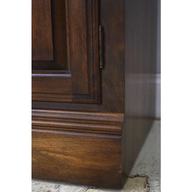 Ethan Allen Maple 2 Door China Cabinet For Sale - Image 14 of 18