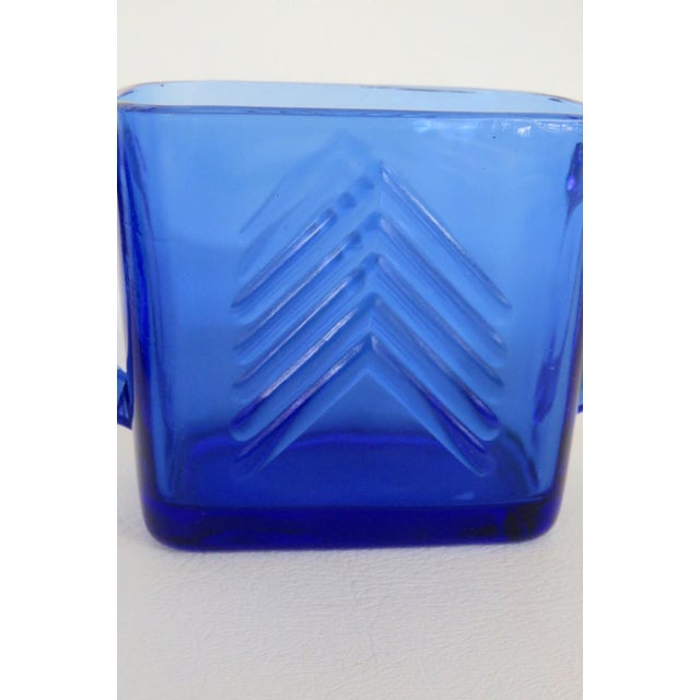 Mid 20th Century Hazel Atlas Cobalt Blue Glass Sugar Bowl and Creamer Set Chevron Pattern For Sale In Miami - Image 6 of 14