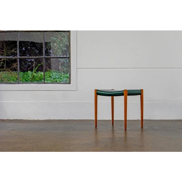 Model 80A Stool with Leather by Niels Otto Møller for J.L. Møllers, 1960s For Sale - Image 4 of 12