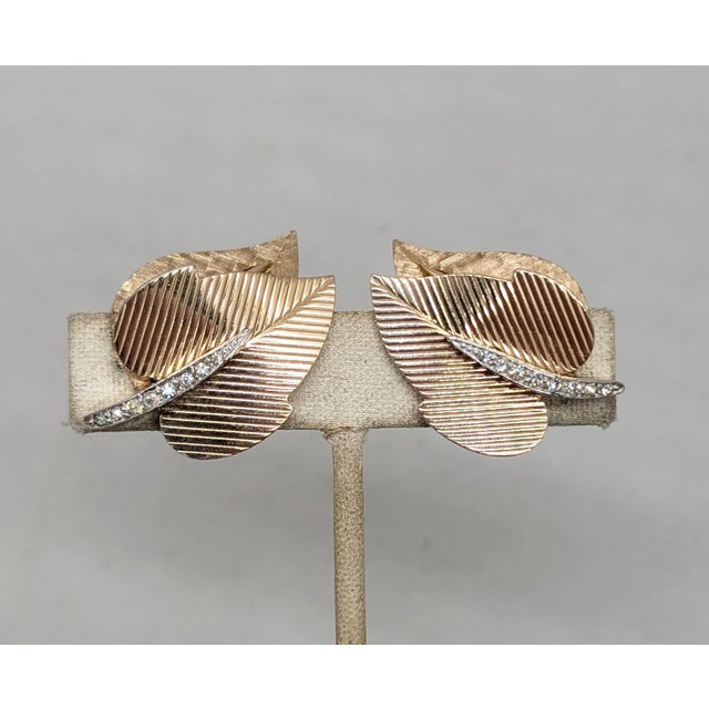 Vintage Signed Boucher Goldtone Leaves With Clear Rhinestones Clip Earrings-2 Pieces For Sale In Philadelphia - Image 6 of 12