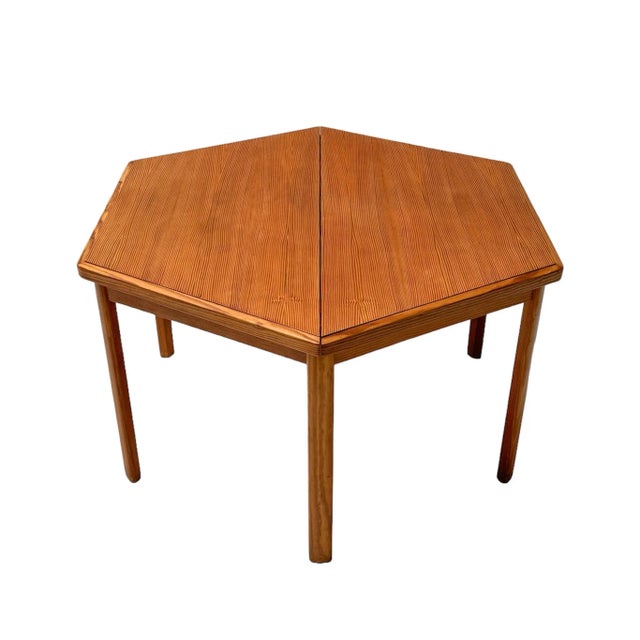 1970s Mid-Century French Modern Pine Extendable Dining Table, 1970s For Sale - Image 5 of 13