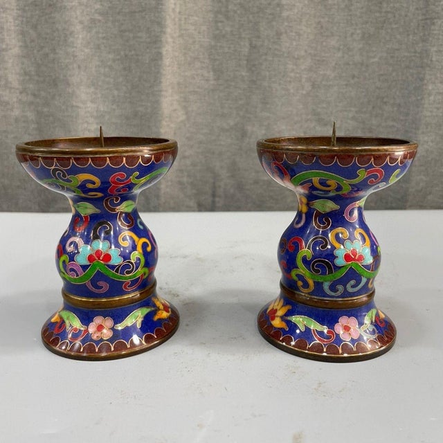 Dimensions (Each): Height 10cm (3.94") x Diameter 7.5cm (2.95") Total Weight (Pair): 985 grams (approx. 2.17 lbs)...