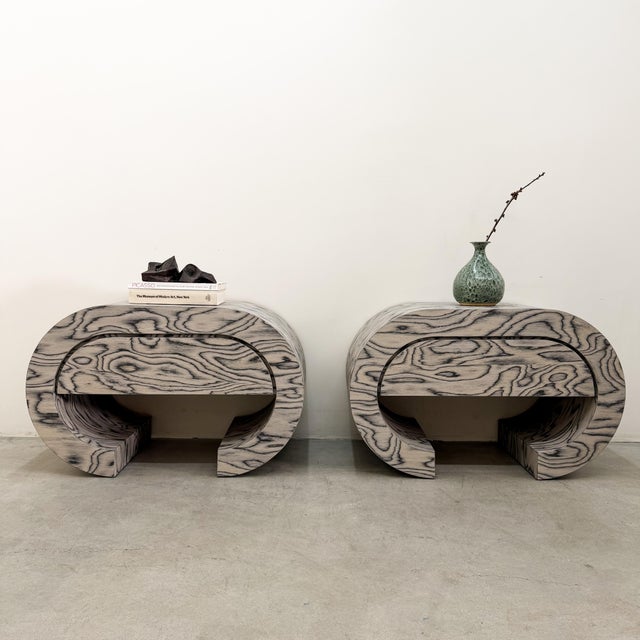 Mid-Century Modern Vintage Pair of 1980s Postmodern Waterfall Nightstands. For Sale - Image 3 of 10