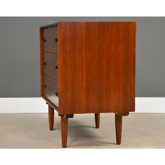 Mid-Century Modern Modern Teak Dresser Chest by Icd For Sale - Image 3 of 10