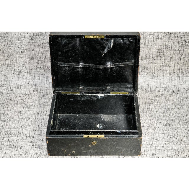 Animal Skin Late 19th Century Nice Asprey Antique Victorian Black Leather Desk Writing Stationary Box For Sale - Image 7 of 15