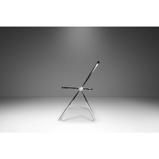 Castelli Italian Modern 'Plia' Folding Chair in Lucite and Chrome by Giancarlo Piretti for Anonima Castelli, Italy, 1970s For Sale - Image 4 of 12