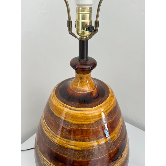 Mid-Century Modern Vintage Mid-Century Modern Lava Glazed Striped Pottery Table Lamp For Sale - Image 3 of 5