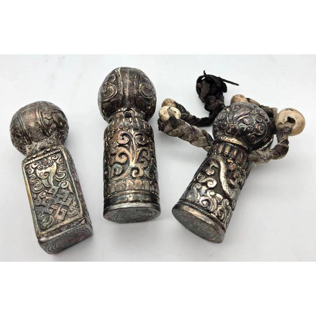 Early 20th Century Lot of Tibetan Silver and Mixed Metal Wax Seal Stamps, Set of 13 For Sale - Image 5 of 10