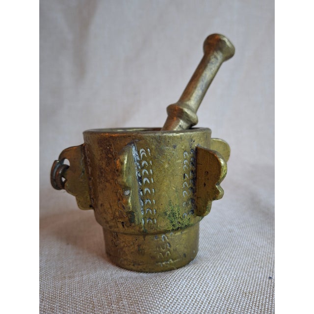 18th Century 16th or 17th C? Spanish Renaissance Bronze Mortar and Pestle Ribbed Fin Judaica Antiquity For Sale - Image 5 of 16